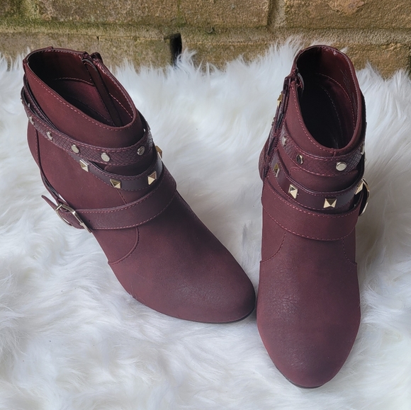 Jennifer Lopez Shoes - Jennifer lopez studded ankle bootie